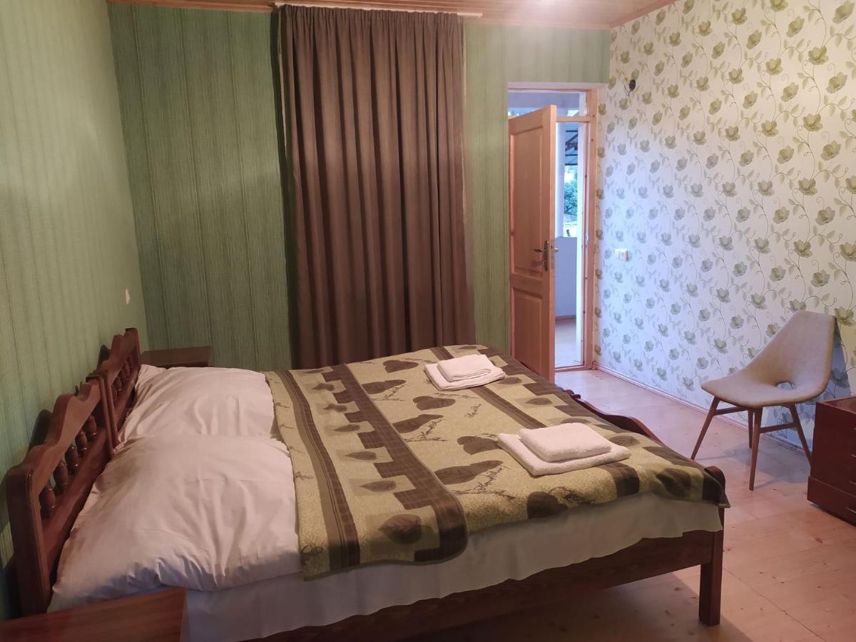 Guest House Nene Местія Екстер'єр фото